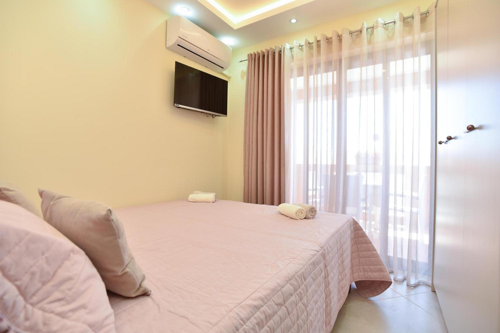 Vila Apartments Lidija Petrovac Exterior photo