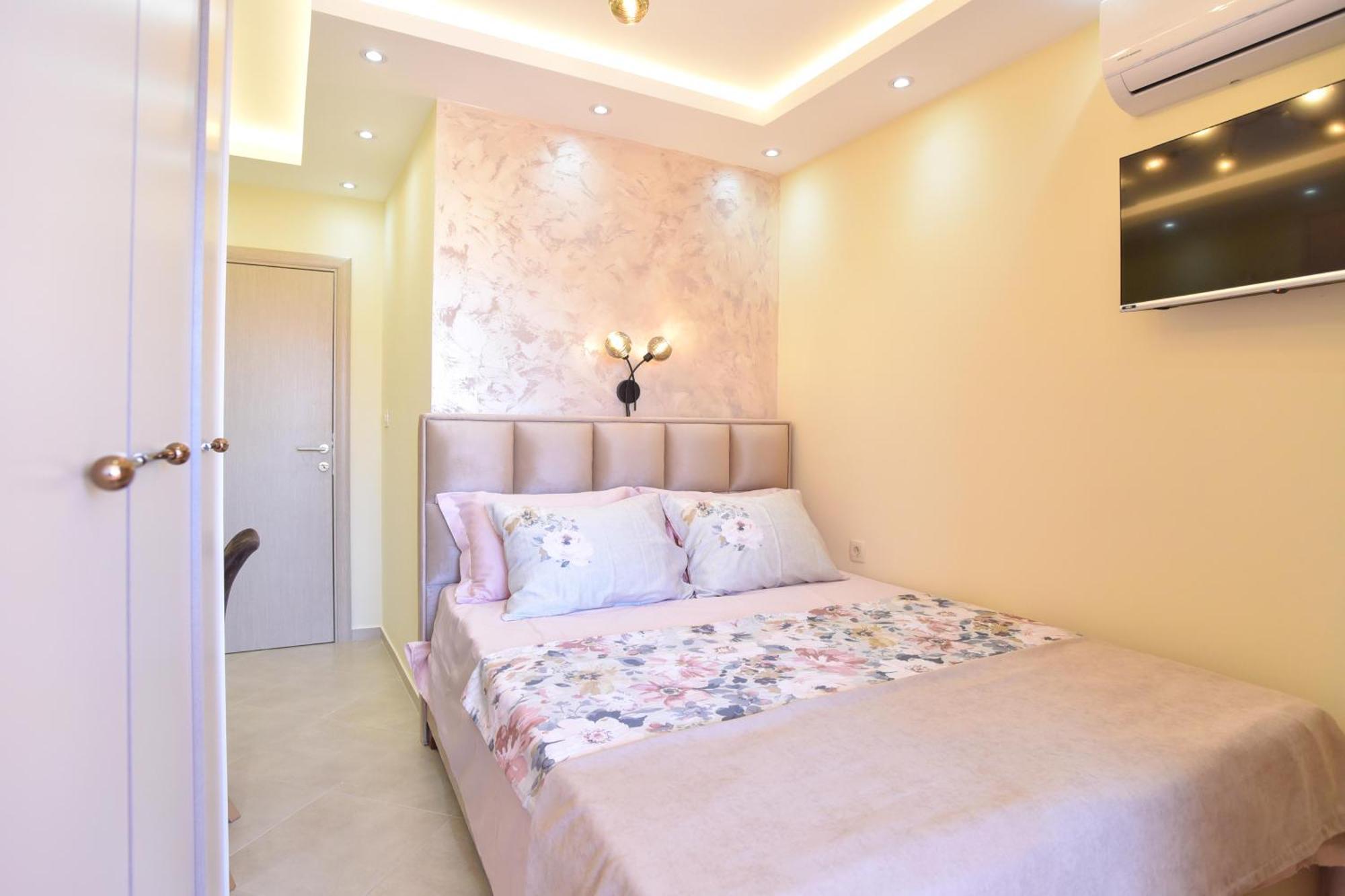Vila Apartments Lidija Petrovac Exterior photo